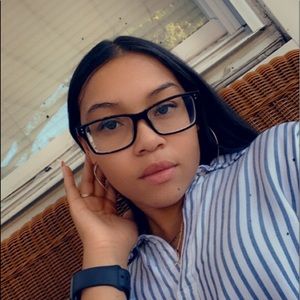 Meet your Posher, Arianna